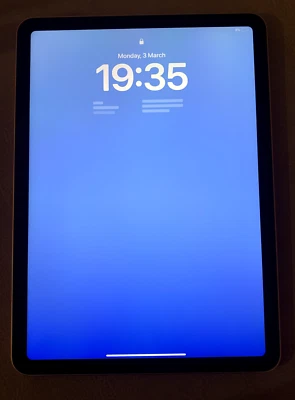 iPad Air 5 generazione rosa  64 GB insieme ad apple pencil di 2 generazione - Immagine 1 di 4