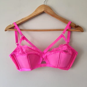 Sujetador DITA VON TEESE Fluro Rosa Sin Alambres TALLA 12C 34C Burlesque - Imagen 1 de 6