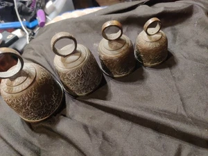 Set Of 4 Sarna Bells - Picture 1 of 8
