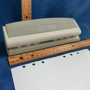 Franklin Covey ERGO PUNCH GUC Works Compact 6 Sechsloch Gummi grau um 1998 - Bild 1 von 5