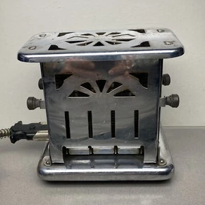Vintage Antique Universal brand Landers Frary & Clark Toaster New Britain Conn - Picture 1 of 15