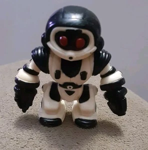 2008 Wowwee Group Corp limited robosapien action figure 2.5” - Picture 1 of 4