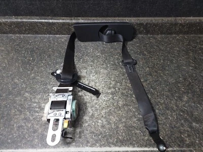 15-18 Dodge Durango Right Front Bucket Seat Belt Retractor Assembly Black OEM - Image 1 of 4