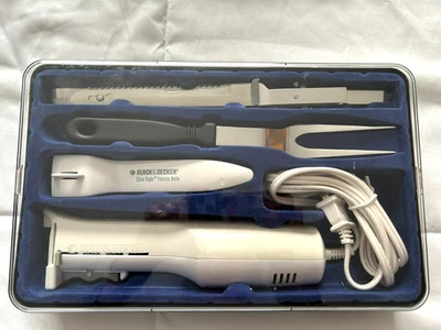 Juego de cuchillos eléctricos Black & Decker EK300 REBANADA DERECHA tenedor de talla y 2 hojas NUEVO Foto 1 de 2