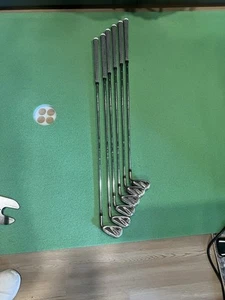 TaylorMade SIM2 Max Right-Handed Iron Set, 5-PW (6 Piece), DG R300 Shaft - Picture 1 of 11