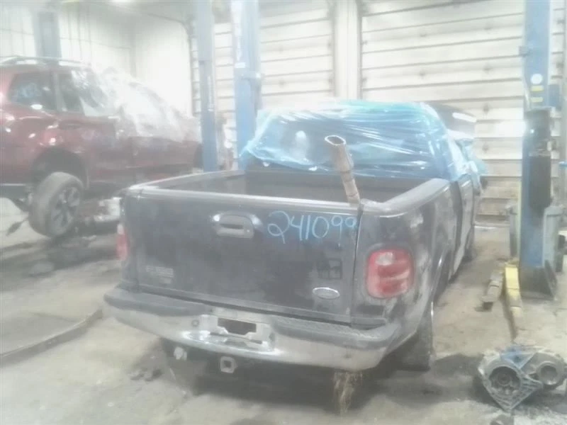 Paquete de limusina trasera con pinza de pasajero para 03-11 Lincoln & Town Car 2025852 Foto 1 de 4