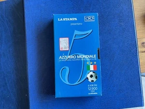 VIDEOCASSETTA VHS AZZURRO MONDIALE LA NAZIONALE VERSO FRANCIA 98 N 5 - Foto 1 di 2