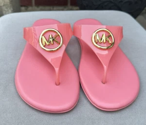 NWOB MICHAEL KORS Logo Thongs Flip-Flop Sandals Slide On Size 8 - Picture 1 of 8