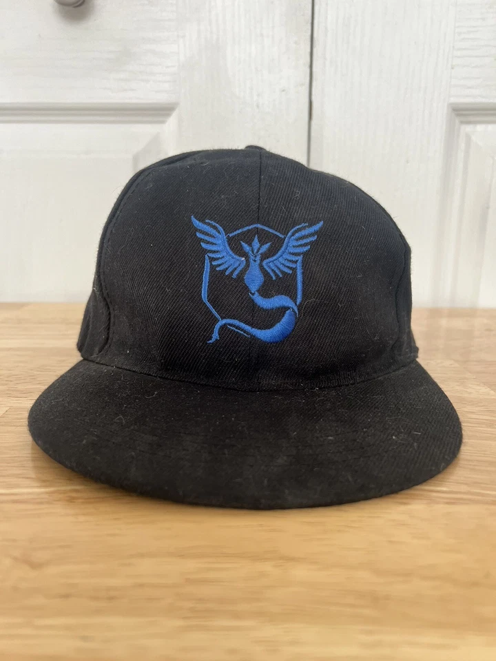 Gorra SnapBack Kids Team Mystic Pokemon Foto 1 de 4