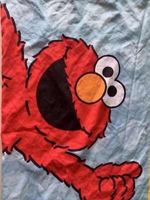 Juego de sábanas de 2 piezas funda de almohada y sábana ajustable Sesame Street Elmo & Friends para niños pequeños Foto 1 de 4