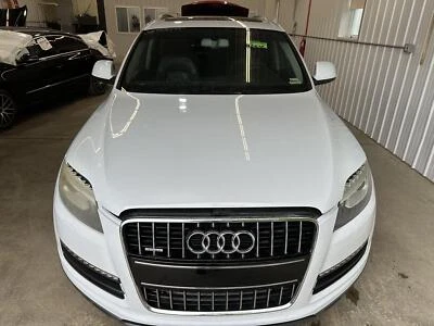 2013 AUDI Q7 RADIATOR AND CONDENSOR - Image 1 of 4