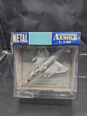 Coleção Armour Aviation Model F-4 Phantom US Navy art.5043, 1:100. - Imagem 1 de 4
