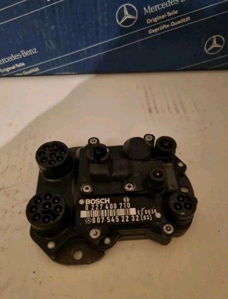 EZL Mercedes Benz W126 420SEL SE BOSCH  0075452232 0227400710 - Image 1 of 1