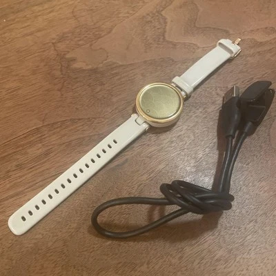 [EXC] Garmin Lily Sport Edition Smartwatch Fitness Light Sand/Rose Gold Tested - Image 1 of 4