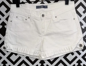 LEVIS STRAUSS Red Tab original WHITE Shorts size 2 Juniors - Picture 1 of 7