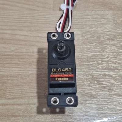 Futaba BLS452 Brushless Digital Servo Metal Gear RC Hobby Used Japan WW8 - Image 1 of 3