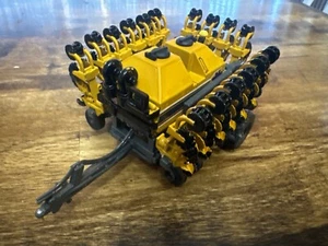 1/64 Custom Yellow Soil Warrior 16 Row Striptill Farm Toy - Picture 1 of 4