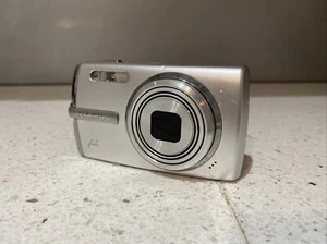 Olympus Stylus 1010 Black 10.1MP Digital Camera With Battery - Picture 1 of 9