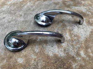 Juego de manijas de puerta interior Buick par original vintage 1956 OEM interior - Imagen 1 de 9