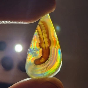 Ágata de iris rara de 7,95 quilates arco iris en tubo material de ágata - ágata de iris en forma de pera - Imagen 1 de 5