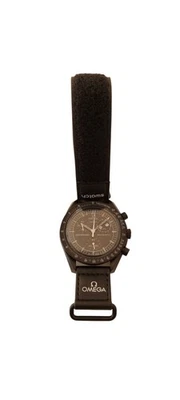 OMEGA X SWATCH Moonswatch Speedmaster Watch - Mission To Moonphase Snoopy - Image 1 of 4