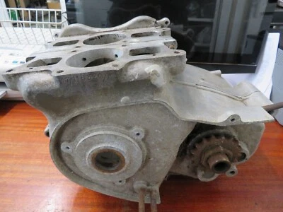 7343 - CÁRTERES NORTON JUBILEE V TIPO RARO C/W ENGRENAGENS DE CAM 1966 PARA SE ADEQUAR ELECTRA - Imagem 1 de 4