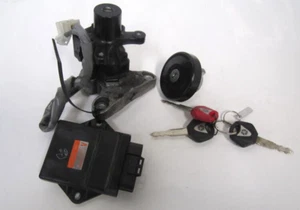 Kit Serrature + Centralina + Chiavi usata Yamaha t-max 500 2010 COD 4B5-8591A-00 - Imagen 1 de 3