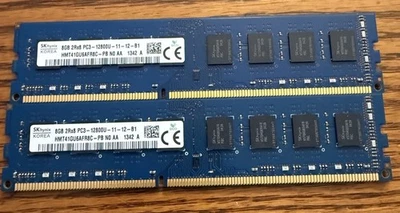 2 x SK Hynix 8GB DDR3-1600 RAM stick - HMT41GU6AFR8C-PB - Image 1 of 2
