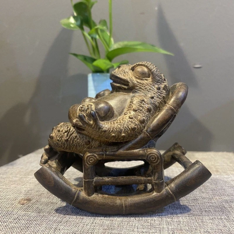 Madera de agar sapo tallado madera adorno riqueza decoración portátil Foto 1 de 4