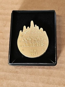 Industrial Light and Magic - Rare Cowboys And Alien 2011 - ILM VFX Crew Pin - Picture 1 of 3