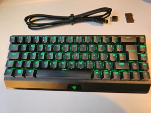 🟢RAZER BLACKWIDOW V3 MINI 65% (Yellow Switch) Wireless Mechanical - USED+faulty - Picture 1 of 10
