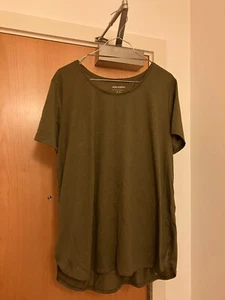 Joe Fresh Boyfriend T-Shirt Women XL Army Green Round Neck Cozy Soft NWT - Picture 1 of 3