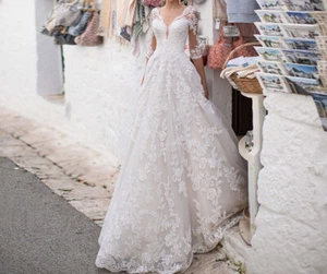 Boho Wedding Dresses O-neck Half Sleeves Lace Appliques A-line Bride Gowns Train - Picture 1 of 6