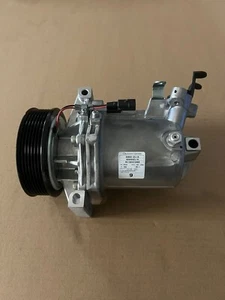 Genuine Brand New Nissan Air Con Compressor 926003ZL1A - Picture 1 of 4