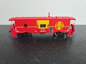 Walthers International Car Co Bay Window Caboose Santa Fe #998654 - Bild 1 von 7