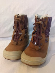 Keen Niño Pequeño Talla 10 Niñas Botas de Invierno Aisladas Marrón Borgoña Estrellas  - Imagen 1 de 17