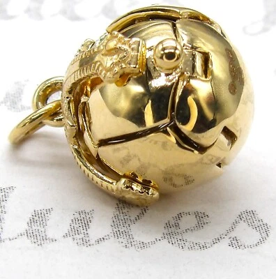 Solid 9ct yellow gold masonic ball orb fob 925 silver interior opens to cross - Image 1 of 4
