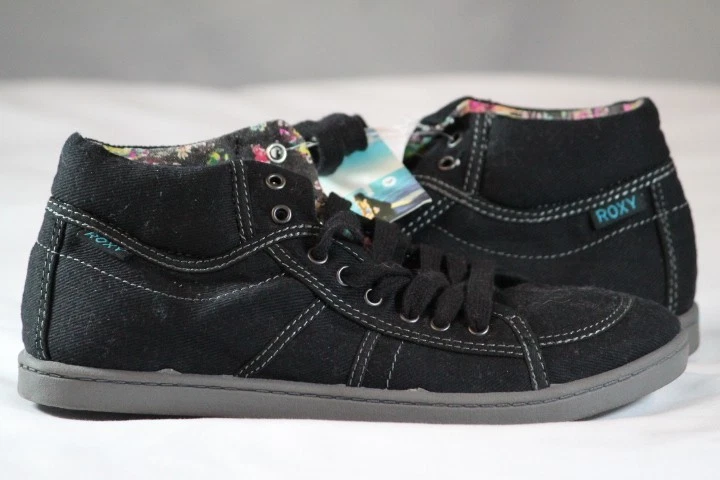 ZAPATOS/ZAPATILLAS ROXY MUJER "ROCKIE II" NEGRO PATRÓN FLORAL talla 6/seis Foto 1 de 1