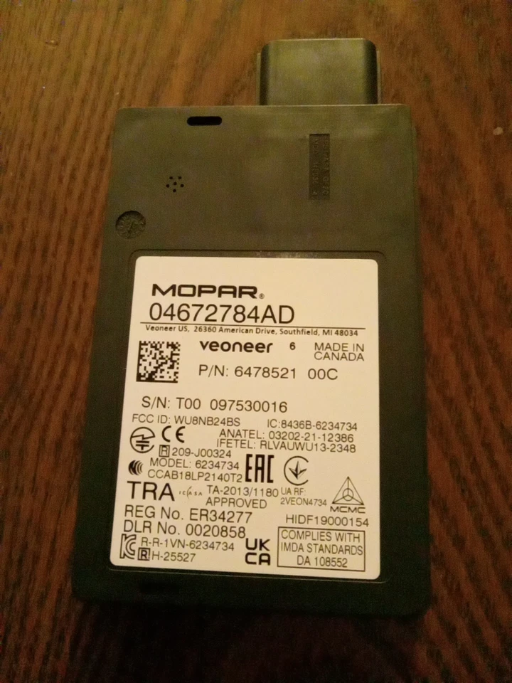 2018 - 2023 Chrysler 300 Rear Blind Spot Detection Module OEM - Imagen 1 de 3