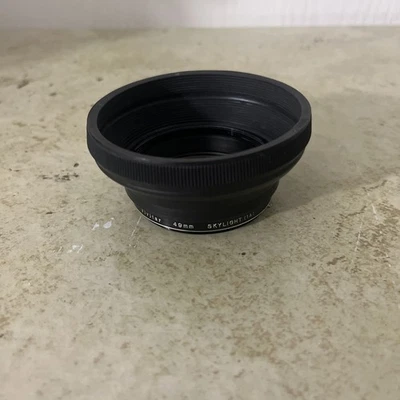 Vivitar LENS HOOD, RUBBER 49mm Skylight Filter - Image 1 of 4