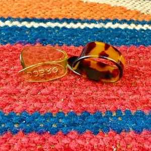 Vintage Paar Kunststoff Daumen Plektren klar Dobro & 1970er MIJ Daumen Plektren - Bild 1 von 5