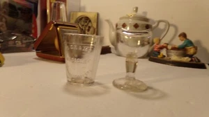 ALTER DGLAS DOSIERTASSE UND GLAS DR.GRAMS UND JOHN BULL 1917 - Bild 1 von 6
