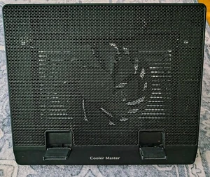 Cooler Master NotePal ErgoStand Lite - Adjustable Laptop Cooling Stand - Picture 1 of 3