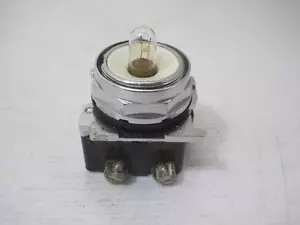 12352 Cutler-Hammer 10250T181 Indicator Light 120V 50/60HZ W/ 755 Bulb - Picture 1 of 1