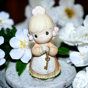 Precious Moments Love Is The Key #482242 1998 SENZA SCATOLA Marca occhiali - Foto 1 di 6