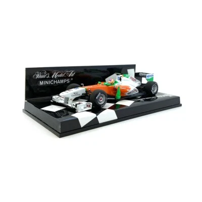 Minichamps 1/43 2011 Force India VJM04 di Resta 410110015 - Image 1 of 2