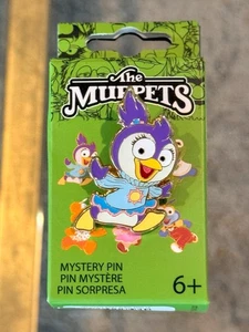 Disney Loungefly Muppet Babies Blind Box Pin - Penguin - New - Picture 1 of 2