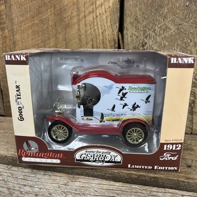 Vintage Remington Geese Duck Hunter 1912 Ford Model-T Toy Decor Piggy Bank W/Key - Image 1 of 4