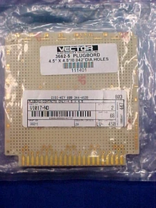 VECTOR PLUGBORD CIRCUIT BOARD  4.5 X 4.5 3662-5 joBT - Picture 1 of 4