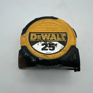 DeWalt 25' Locking Tape Measure with Clip DWHT33373 - Picture 1 of 12